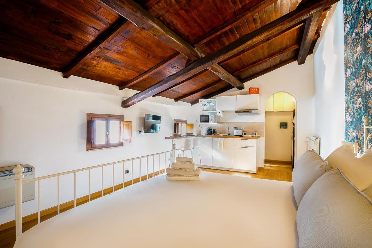Magikrooms Muse Apartamento *